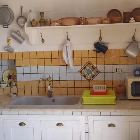 Rosa's House Alojamento de Acomodação e Pequeno-almoço 3*